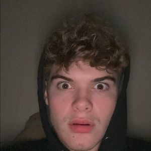 Meet your Posher, Dominick